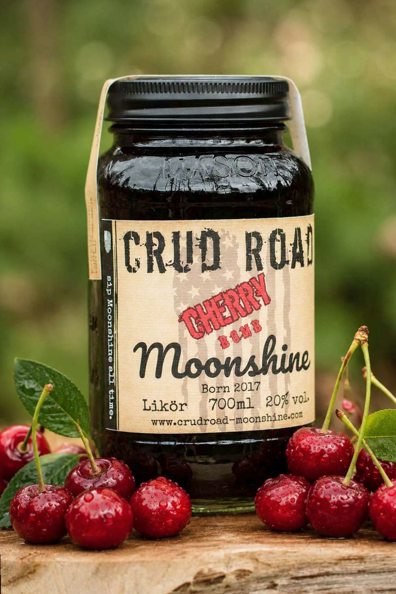 Crud Road Moonshine - Cherry Bomb 700ml mit Ausgießer